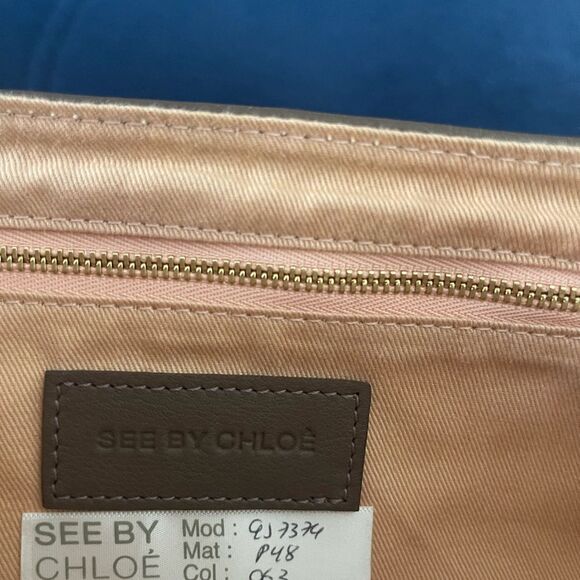 Elegant Brown and Pink Clutch - Picture 6 of 6